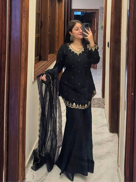 Heavy Silk Top Bottom Dupatta Set