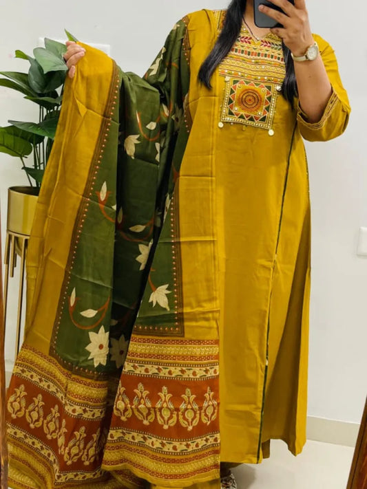 Unique Rich Concept Suit